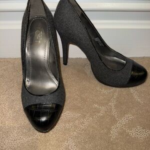 LOFT Charcoal and Black Cap-Toe Heels